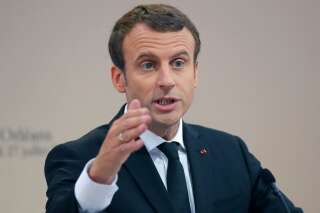 Emmanuel Macron porte plainte contre un photographe pour 