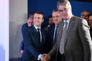 Cette ruse de De Gaulle que Macron utilise pour faire passer la réforme des retraites