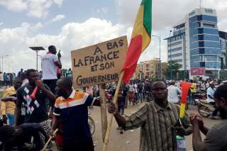 Au Mali, la junte expulse l'ambassadeur de France sur fond de tensions croissantes