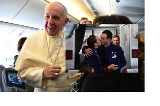 Le pape François célèbre un mariage à 11.000 mètres d'altitude, une première