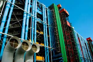 Saviez-vous que les couleurs des tuyaux du centre Pompidou ont un sens?