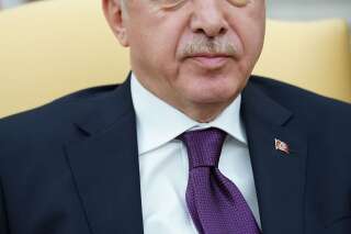 Erdogan juge les propos de Macron sur l'Otan 