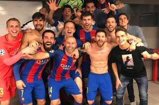 FC Barcelone / PSG : Jérémy Mathieu fête la victoire avec un doigt d'honneur