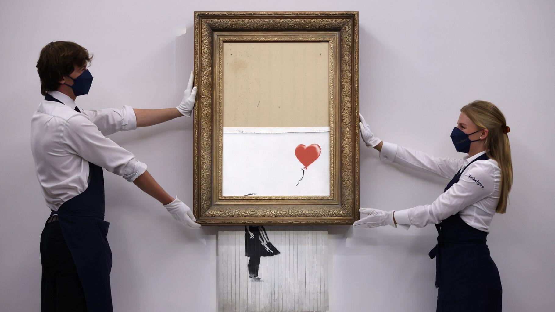 La Fille au ballon de Banksy, sa toile auto-détruite, revient aux