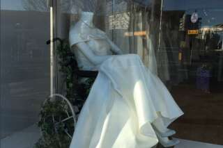Cette robe de mariée en fauteuil roulant a inspiré plus d'une femme