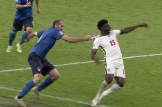 Pendant Italie-Angleterre en finale de l'Euro, Chiellini et Saka deviennent un mème