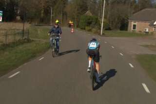 Aux Pays-Bas, une course cycliste féminine fait polémique
