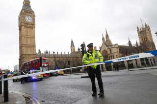 Attentat à Londres: 4 morts et 40 blessés à Parliament Square, près du Palais de Westminster