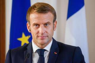 Macron parle fort à l'international: pour mieux se faire entendre en France?