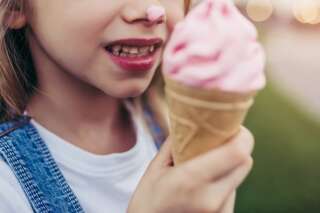 Une blogueuse vegan violemment critiquée pour avoir offert une glace à une petite fille