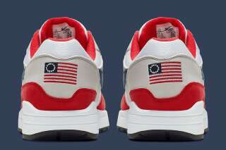 Nike retire une chaussure avec l'ancien drapeau américain face aux protestations