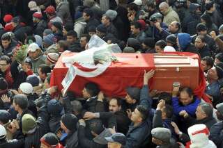 Grève générale en Tunisie: le pays enterre Chokri Belaïd, une figure de l'opposition