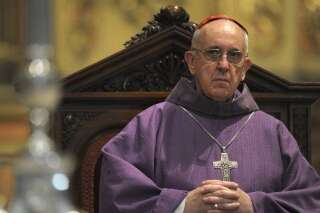 Le nouveau pape François, l'Argentin Jorge Mario Bergoglio, prend les rênes du Vatican