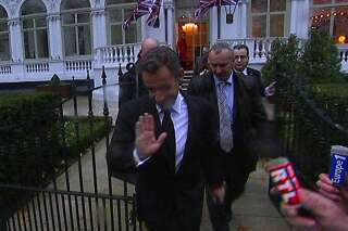 Conférence: Nicolas Sarkozy à Londres s'adresse à des patrons et évite les journalistes