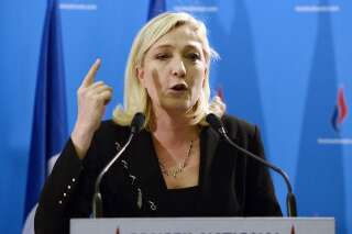 VIDÉO. Marine Le Pen demande à François Hollande un référendum sur la sortie de l'UE en janvier 2014