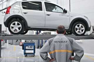 Renault: pas de perte sur 2012, Carlos Ghosn accepte de baisser sa rémunération