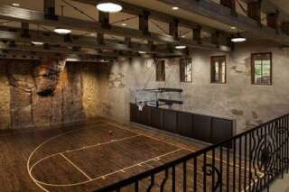 PHOTOS. 16 terrains de basket (de luxe) dans des maisons de luxe