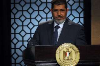 Égypte: en attendant le discours de Morsi, l'armée appelle à évacuer les abords du palais du Caire