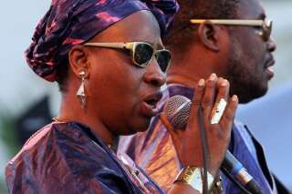 VIDÉO. Amadou et Mariam et 40 artistes maliens chantent pour la paix
