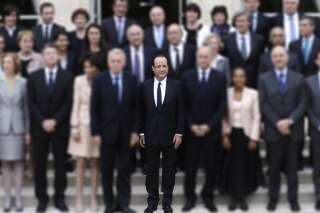 Remaniement, dissolution, référendum... que peut faire Hollande face à la crise de confiance?
