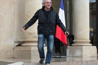 PHOTOS. Philippe Poutou, en jean et baskets, reçu par François Hollande à l'Élysée
