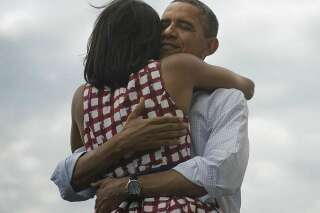 VIDÉO. Barack et Michelle Obama reviennent sur la photo Twitter qui a fait le tour du monde