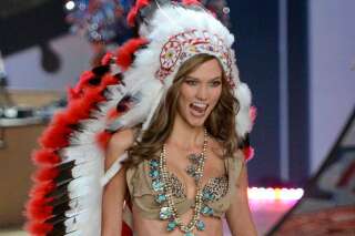 PHOTO. Victoria's Secret s'excuse pour sa tenue d'Indien portée par le mannequin Karlie Kloss