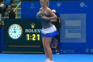 VIDÉO. Caroline Wozniacki: l'imitation de Serena Williams qui dérange lors d'un match exhibition de tennis