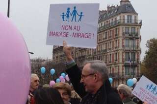 Manifestation: plus de 100.000 opposants au mariage gay défilaient samedi à Paris, en province et sur Twitter