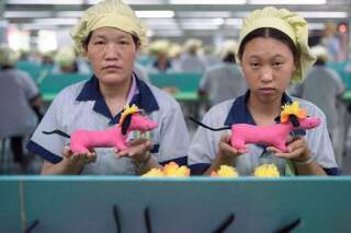 PHOTOS. La réelle histoire du jouet: les chinois qui fabriquent les cadeaux des enfants