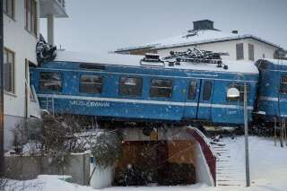 PHOTOS. VIDÉO. Stockholm: un accident de train surréaliste
