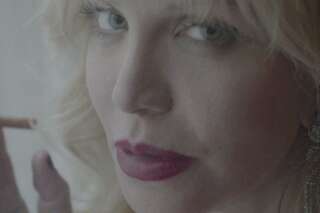 VIDÉO. Courtney Love dans une publicité pour cigarette électronique