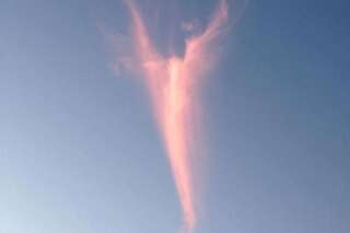 PHOTO. Élection du pape François : un nuage en forme d'ange apparaît dans le ciel