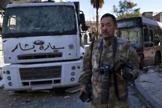 VIDÉO. PHOTOS. Syrie: Toshifumi Fujimoto, le touriste japonais qui tue l'ennui sur les lignes de front
