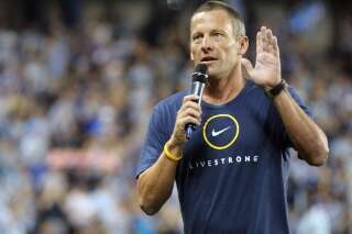 Lance Armstrong: L'équipementier Nike rompt son contrat avec le coureur