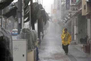 Au Japon, le typhon Trami a fait ses premières victimes