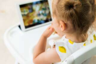 Ce que nous devons faire pour protéger des écrans les enfants de moins de 3 ans