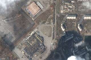 Guerre en Ukraine: Marioupol, dévastée par les bombes, vue par satellite