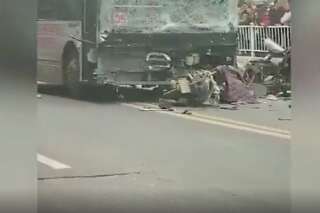 En Chine, un homme armé prend le contrôle d'un bus et tue huit personnes