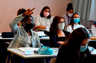 Covid-19: Les masques artisanaux interdits à l'école ce lundi