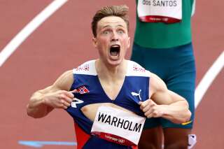 Karsten Warholm explose le record du 400m haies et son maillot par la même occasion