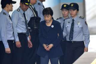Park Geun-hye, l'ex-présidente sud-coréenne condamnée à 24 ans de prison pour corruption
