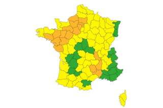 Inondations, orages, vents violents: Météo France place 22 départements en alerte