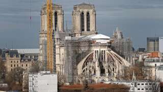 Trois ans après l'incendie de la cathédrale Notre-Dame de Paris, Emmanuel Macron se rend sur le chantier pour suivre l'avancée des travaux. En 2019, il avait promis que l'édifice serait restauré en cinq ans (photo prise le 15 février 2022).