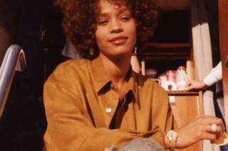 Whitney Houston aurait été agressée sexuellement par sa cousine Dee-Dee Warwick étant enfant selon le documentaire 