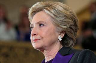 Hillary Clinton accuse le directeur du FBI d'avoir nui à sa campagne