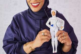 Mattel présente sa première Barbie voilée en l'honneur de l'escrimeuse américaine Ibtihaj Muhammad