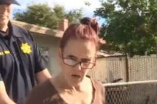 La police de Coachella a arrêté la femme qui avait jeté 7 chiots à la poubelle
