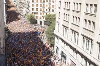 Une foule impressionnante dans les rues de Barcelone pour défendre l'unité de l'Espagne
