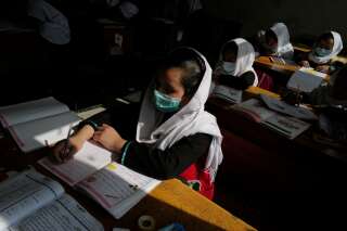 Les Afghanes privées de collège et de lycée par les talibans